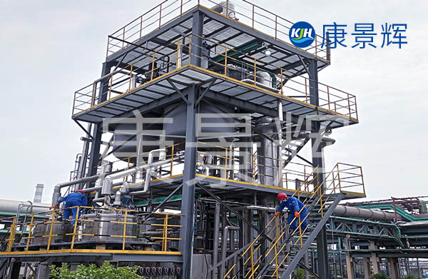 大型的河北多效蒸發(fā)器,采用直立的落地式的結構,占地面積小,布局合理 大型的河北多效蒸發(fā)器,采用直立的落地式的結構,占地面積小,布局合理